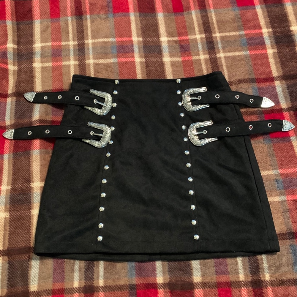 Black mini skirt
